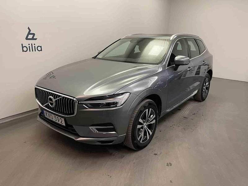 Grå Begagnad 2021 Volvo XC60 SUV | 369 500 kr (Superpris) - Bild 1/1