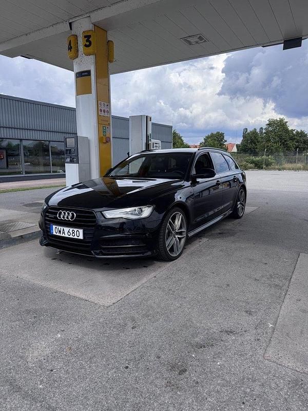 Svart Begagnad 2015 Audi A6 S-Line Kombi | 210 000 kr (Lite dyr) - Bild 1/3