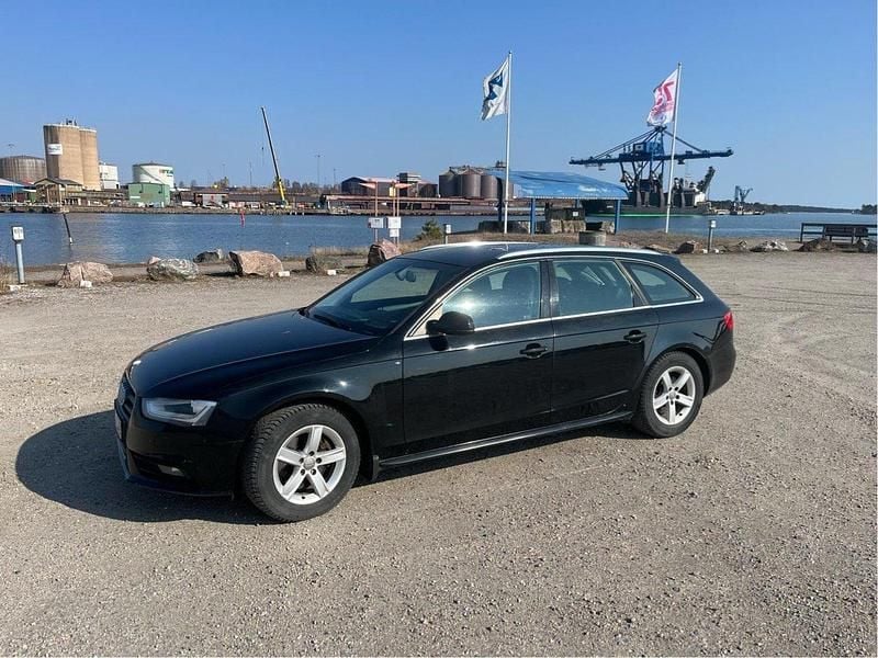 Svart Begagnad 2013 Audi A4 Kombi | 84 900 kr - Bild 1/4