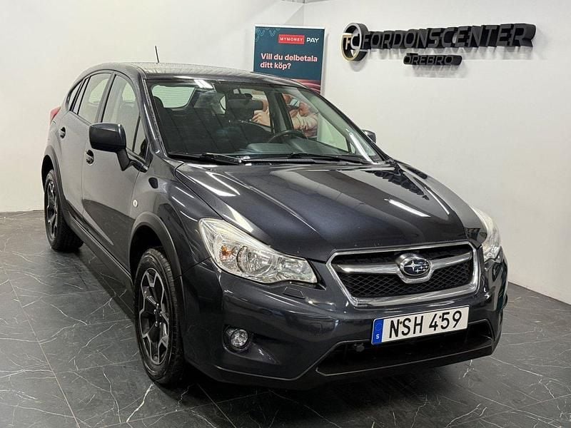Mörkgrå Begagnad 2014 Subaru XV SUV | 64 900 kr (Marknadspris) - Bild 1/4