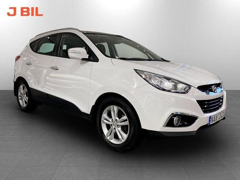 Vit Begagnad 2013 Hyundai ix35 SUV | 119 900 kr (Marknadspris) - Bild 1/4