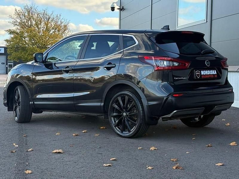 Begagnad Nissan Qashqai 116 HK (85 kW) 2018 Svart SUV