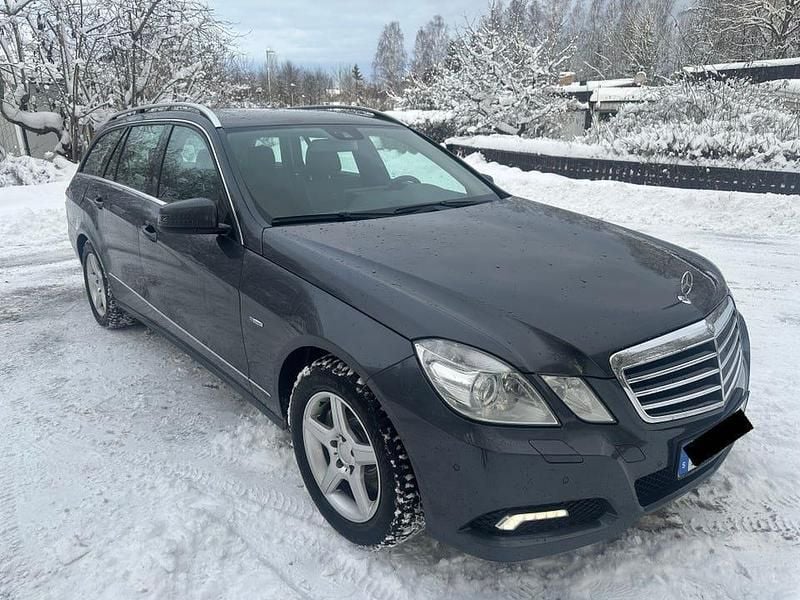 Begagnad Mercedes E250 204 HK (150 kW) 2010 Kombi