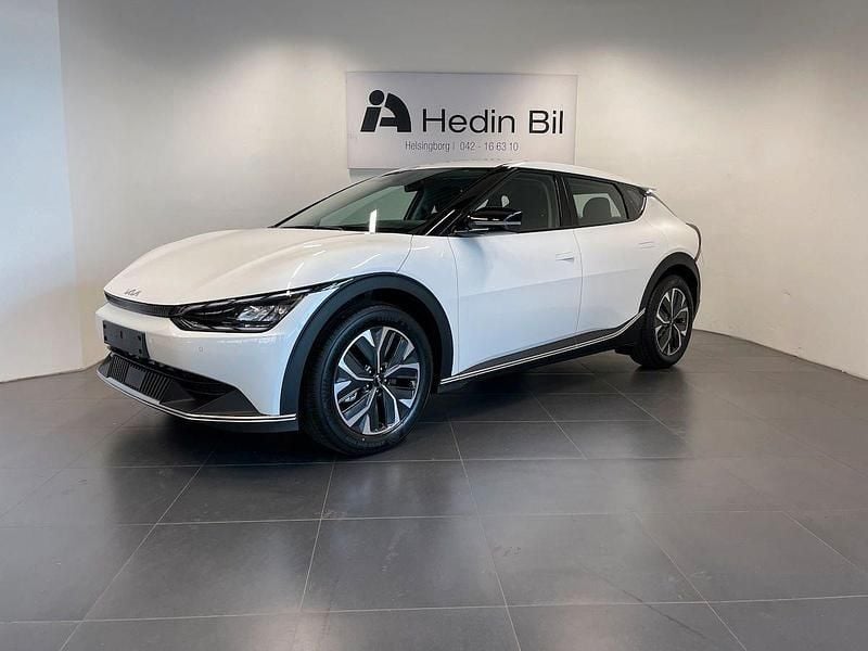 Vit (white) Begagnad 2023 Kia EV6 SUV | 429 900 kr - Bild 1/4