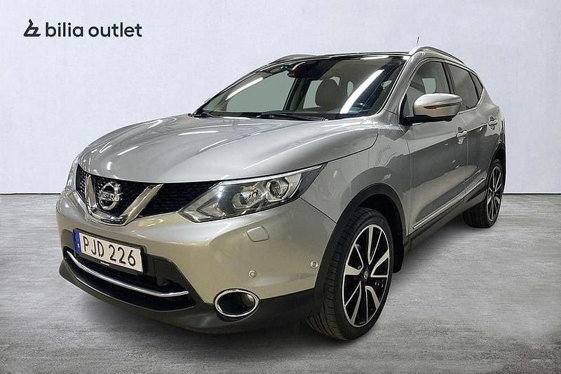 Silver Begagnad 2017 Nissan Qashqai 360º SUV | 119 900 kr (Marknadspris) - Bild 1/3