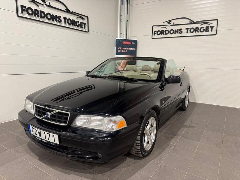 Svart Begagnad 2001 Volvo C70 Cab | 54 900 kr (Lite dyr) - Bild 1/4