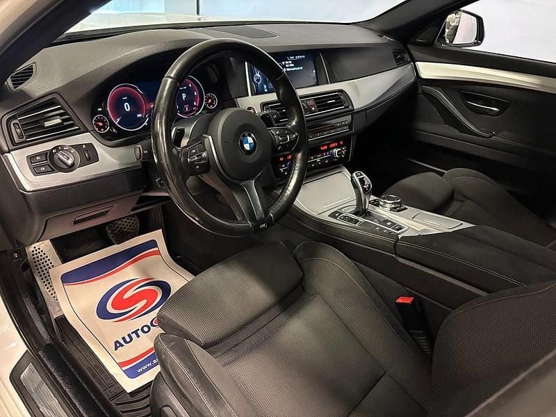 Begagnad BMW 535 M Sport 313 HK (230 kW) 2015 Vit Kombi