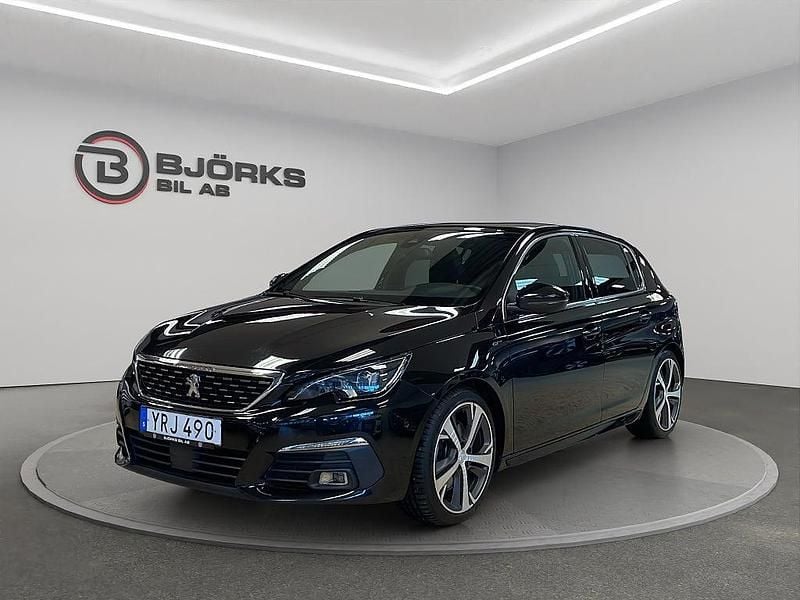 Svart Begagnad 2018 Peugeot 308 GT-line Halvkombi | 154 500 kr (Marknadspris) - Bild 1/4