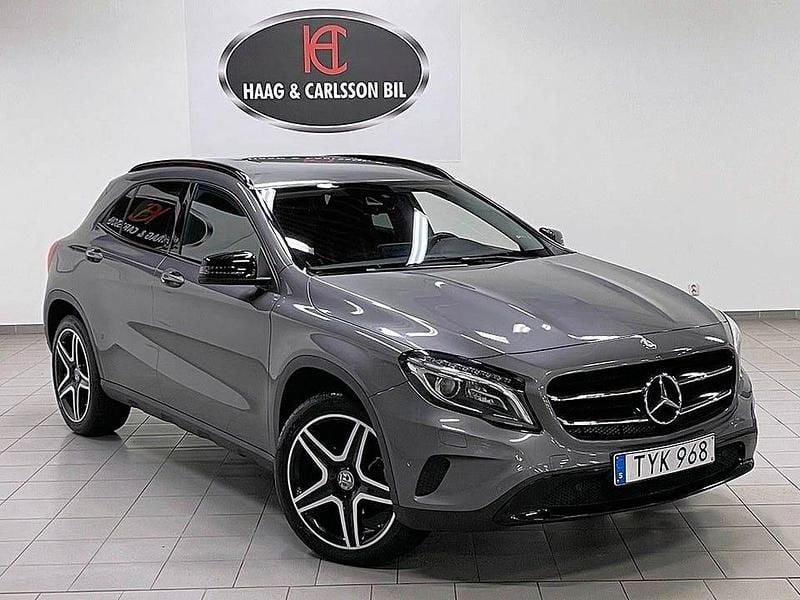 Begagnad Mercedes GLA200 136 HK (100 kW) 2016 Grå SUV