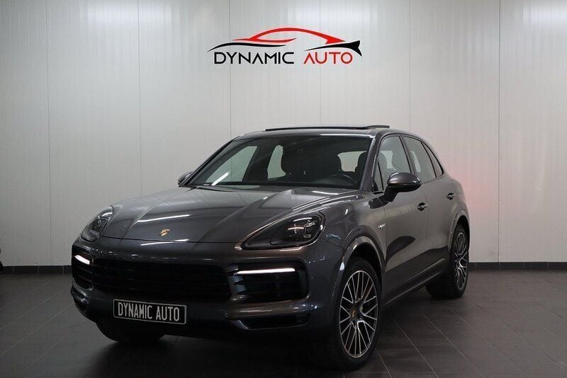 Grå Begagnad 2019 Porsche Cayenne SUV | 679 900 kr (Bra pris) - Bild 1/4
