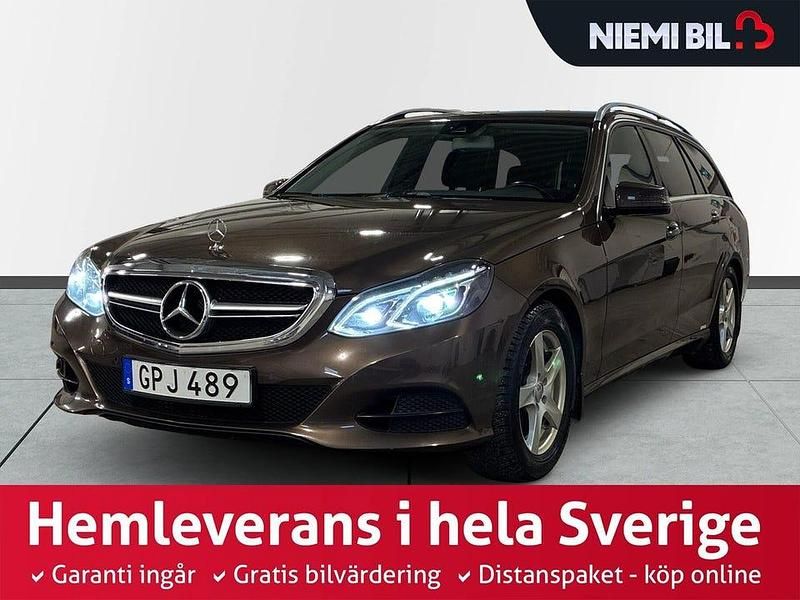 Ljusbrun Begagnad 2015 Mercedes E220 Classic Kombi | 169 900 kr (Marknadspris) - Bild 1/3