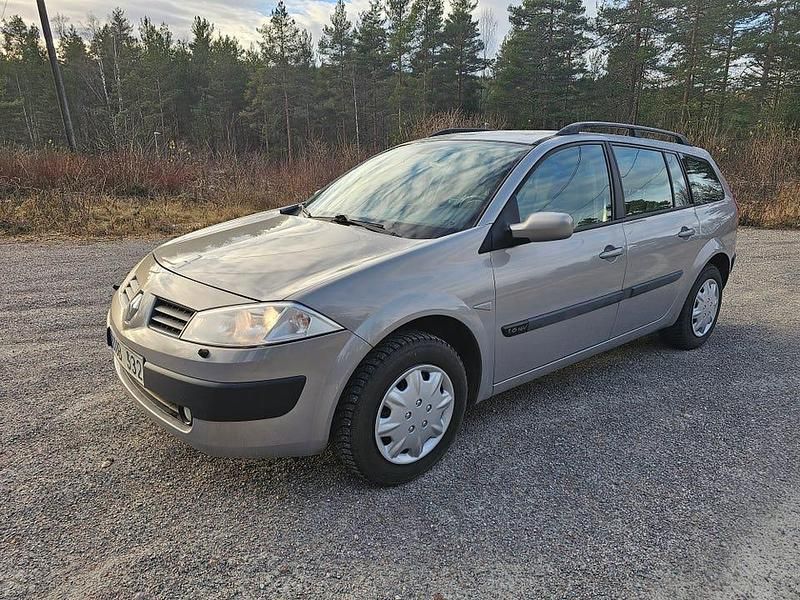 Begagnad 2005 Renault Mégane GrandTour Kombi | 19 900 kr (Marknadspris) - Bild 1/4