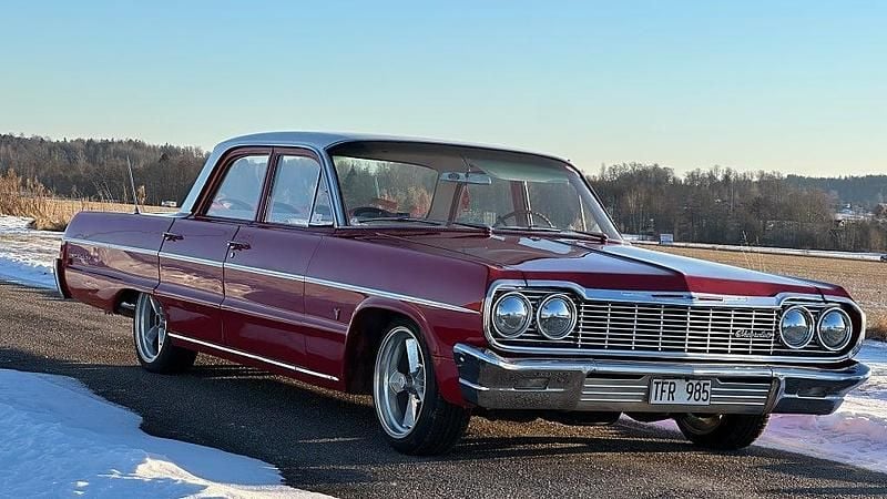 Begagnad Chevrolet Bel Air 199 HK (146 kW) 1964 Röd Sedan