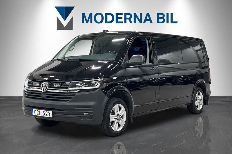 Svart Begagnad 2020 VW T6.1 Van | 379 900 kr (Marknadspris) - Bild 1/4