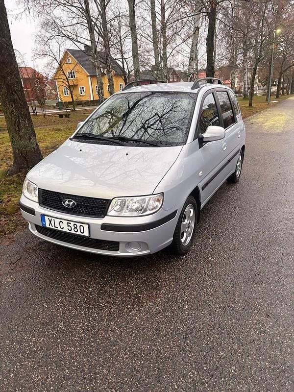 Begagnad 2006 Hyundai Matrix Minibuss | 29 900 kr (Marknadspris) - Bild 1/4
