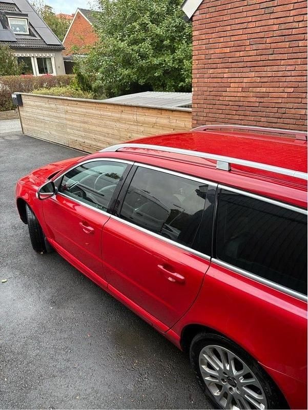 Begagnad Volvo V70 Summum 200 HK (147 kW) 2009 Kombi