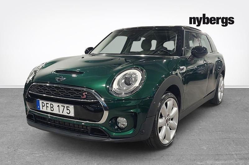 Grön Begagnad 2017 Mini Cooper S Clubman Kombi | 213 900 kr (Lite dyr) - Bild 1/4
