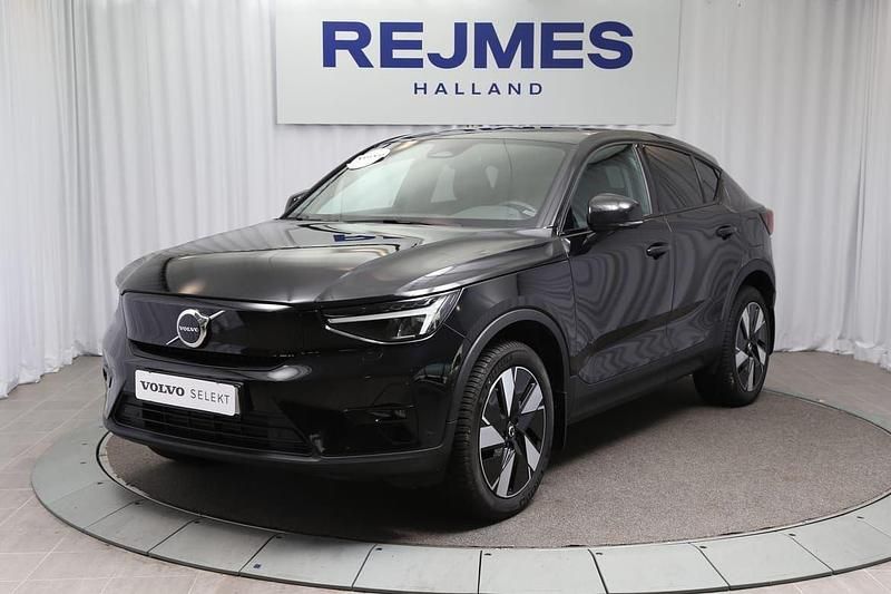 Svart Begagnad 2024 Volvo EC40 Plus SUV | 439 500 kr (Dyr) - Bild 1/4