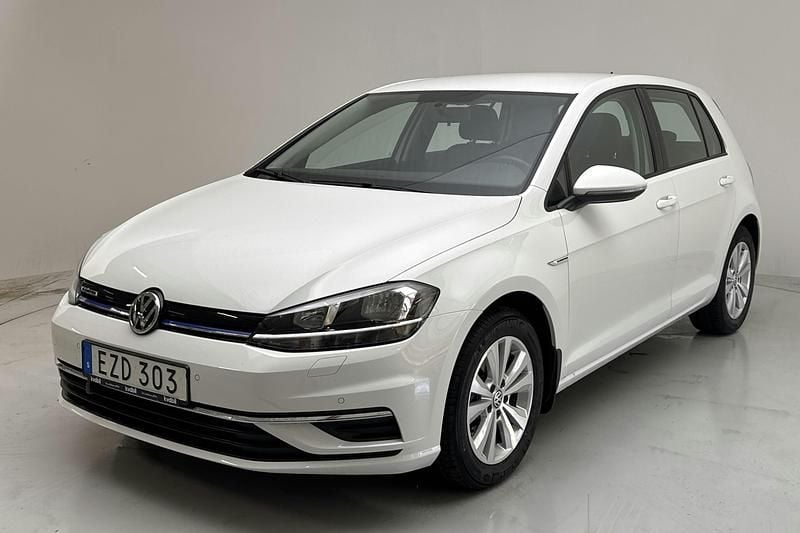 Vit Begagnad 2018 VW Golf VII | 110 000 kr (Superpris) - Bild 1/4