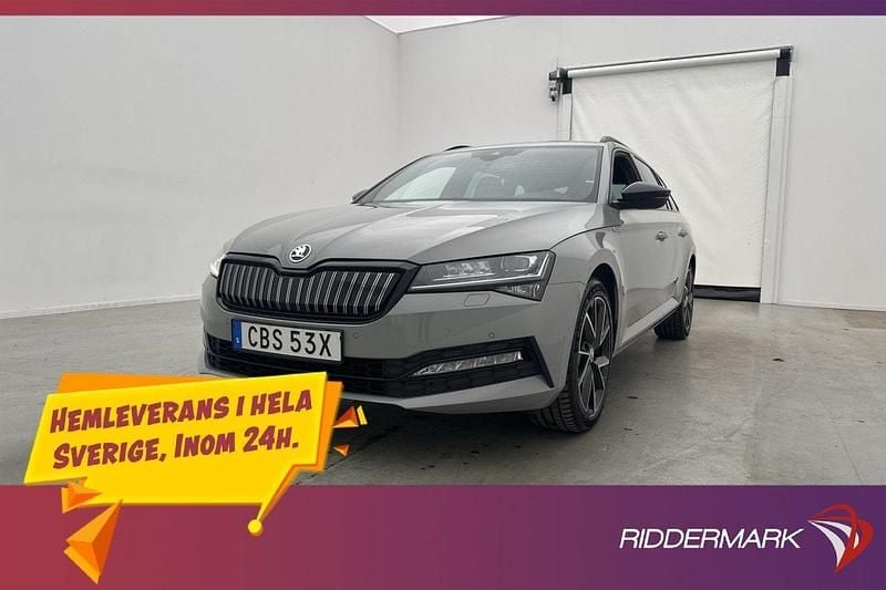 Grå Begagnad 2021 Skoda Superb SportLine Kombi | 299 800 kr (Lite dyr) - Bild 1/3