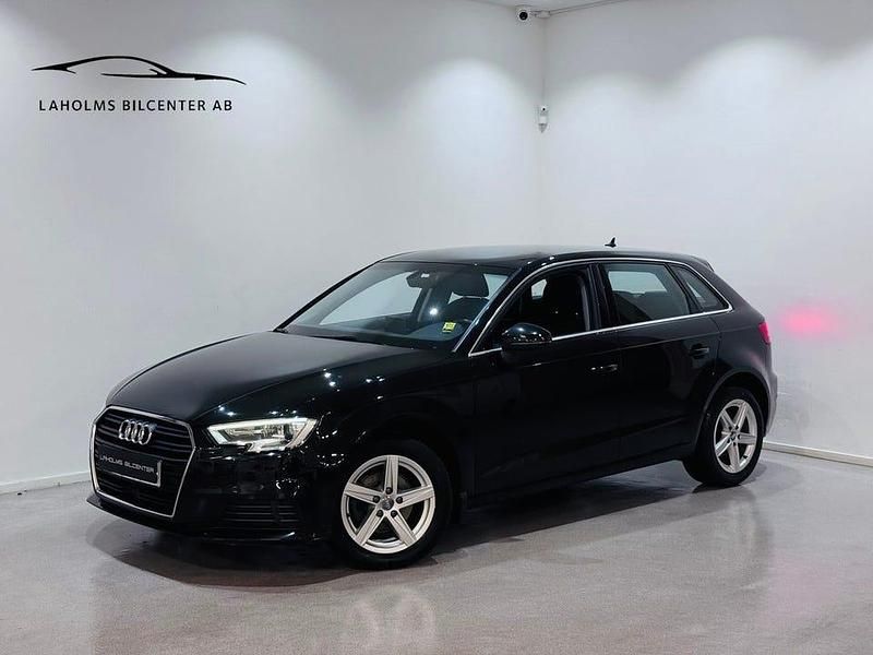Begagnad Audi A3 Proline 116 HK (85 kW) 2019 Svart