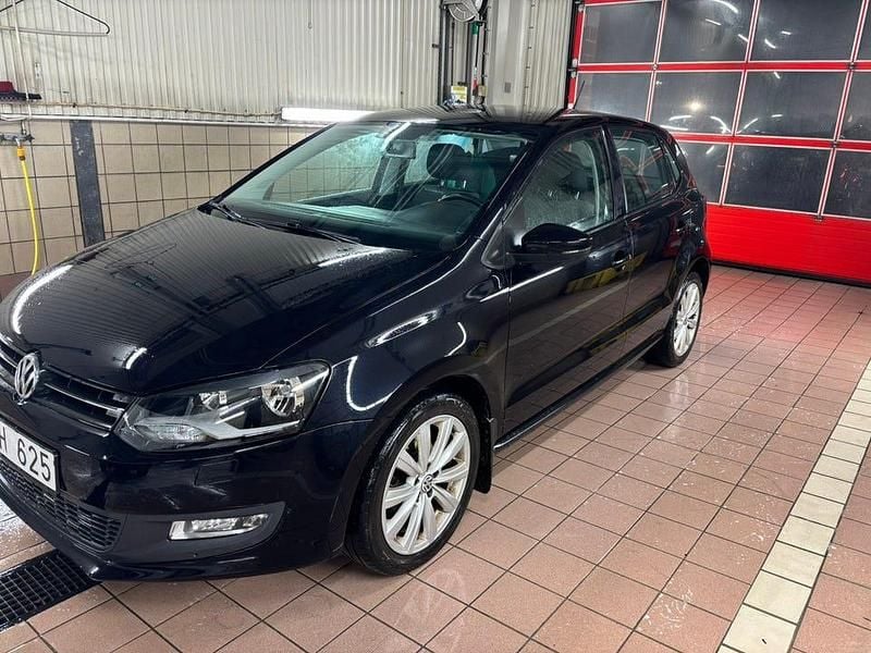 Begagnad 2010 VW Polo Halvkombi | 39 000 kr (Dyr) - Bild 1/4