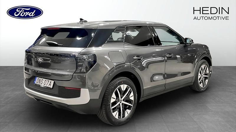 Begagnad Ford Explorer Business Edition 210 kW (286 HK) 2025 Grå (grey) SUV