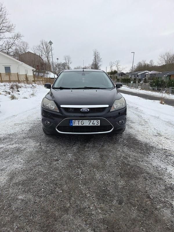 Begagnad Ford Focus 125 HK (91 kW) 2009