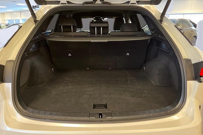 Begagnad Lexus RX350h 2024 Vit