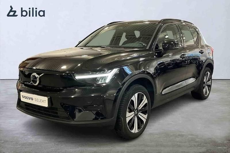 Begagnad Volvo XC40 Single Motor 175 kW (238 HK) 2023 Svart SUV