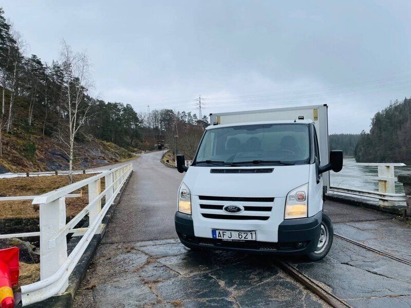 Begagnad Ford Transit 86 HK (63 kW) 2011 Flerfärgad (vit) Minibuss