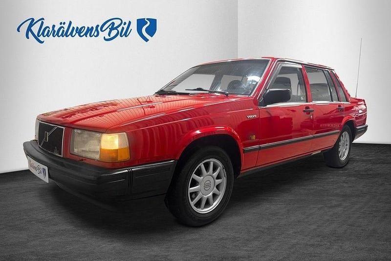 Röd Begagnad 1990 Volvo 740 Sedan | 79 900 kr - Bild 1/4