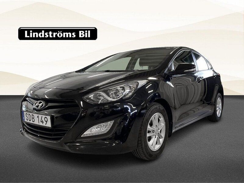 Svart Begagnad 2014 Hyundai i30 Premium Halvkombi | 139 900 kr (Lite dyr) - Bild 1/3