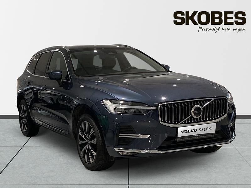 Begagnad Volvo XC60 Plus 200 HK (147 kW) 2023 Blå SUV