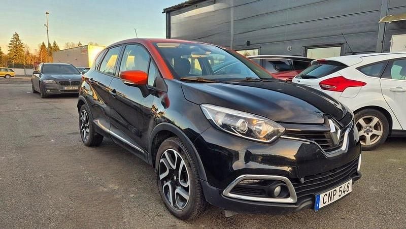 Flerfärgad Begagnad 2014 Renault Captur SUV | 79 900 kr (Bra pris) - Bild 1/4
