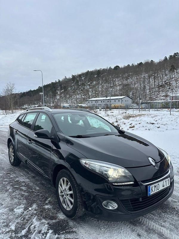 Begagnad Renault Mégane III 110 HK (80 kW) 2012 Svart