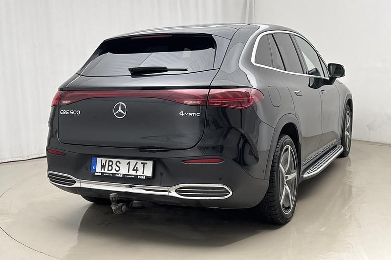 Begagnad Mercedes EQE500 AMG Line Premium 300 kW (408 HK) 2023 Svart SUV