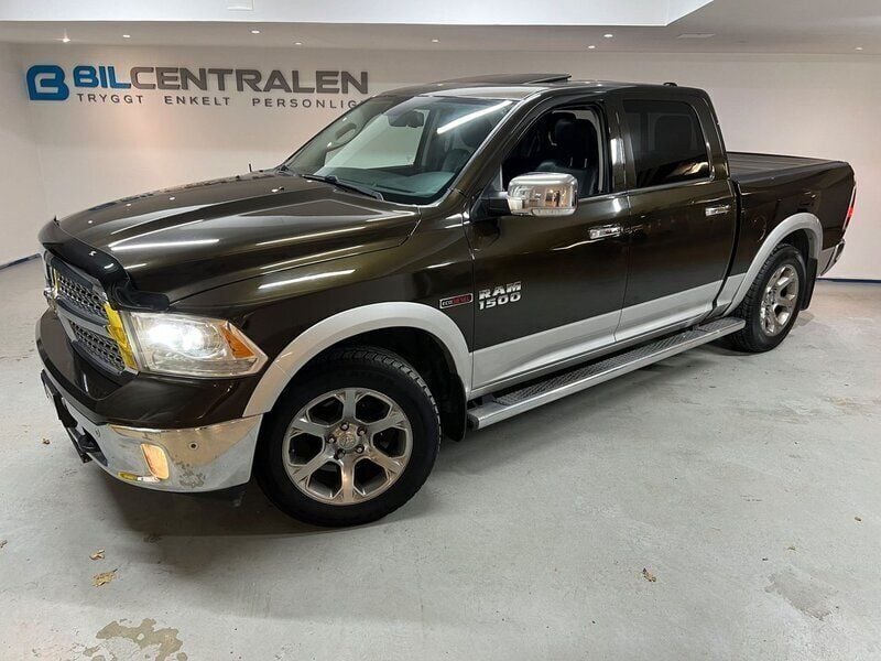 Mörkbrun (brun) Begagnad 2014 Dodge Ram Pickup | 309 900 kr (Marknadspris) - Bild 1/3