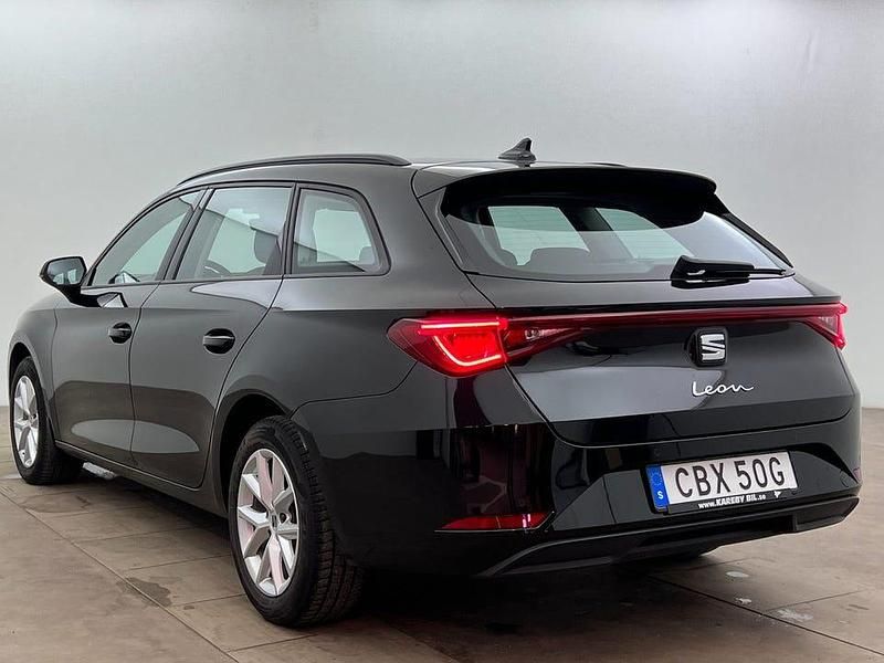 Begagnad Seat Leon ST Comfort 110 HK (80 kW) 2022 Svart Kombi