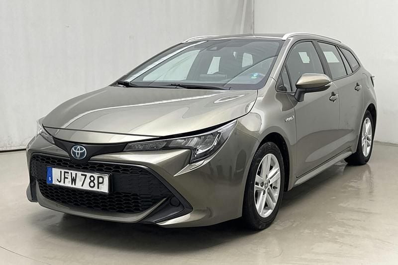 Grön Begagnad 2021 Toyota Corolla Kombi | 209 000 kr (Superpris) - Bild 1/4