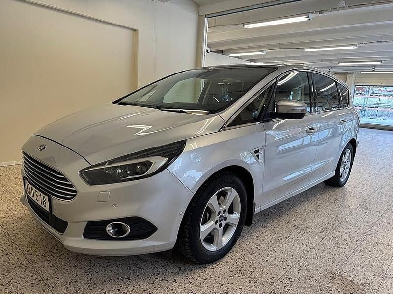 Silver Begagnad 2015 Ford S-MAX Business Edition Minibuss | 142 900 kr (Superpris) - Bild 1/4