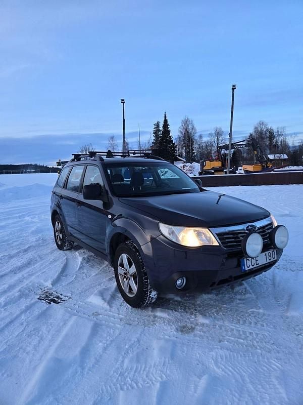 Begagnad Subaru Forester 150 HK (110 kW) 2009 SUV