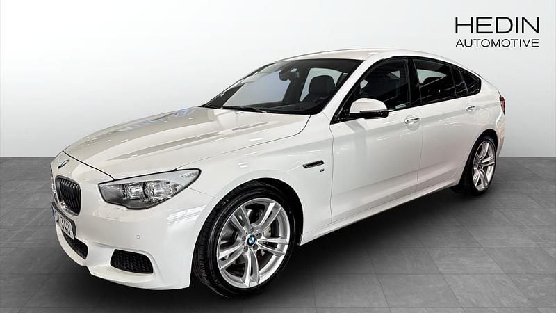 Begagnad BMW 530 Gran Turismo M Sport 258 HK (189 kW) 2016 Vit Sedan
