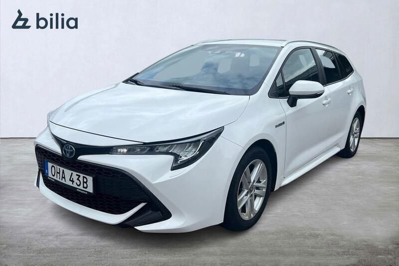 Vit Begagnad 2020 Toyota Corolla Active Kombi | 239 900 kr (Marknadspris) - Bild 1/3