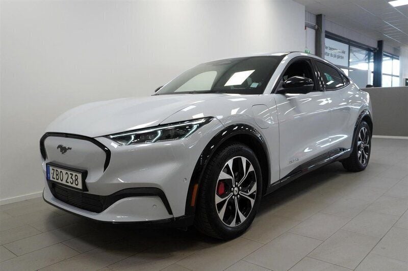 Okänd Begagnad 2021 Ford Mustang Mach-E Standard Range SUV | 338 800 kr (Marknadspris) - Bild 1/4