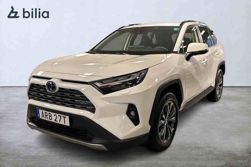 Vit Begagnad 2024 Toyota RAV4 Hybrid SUV | 439 900 kr (Bra pris) - Bild 1/1