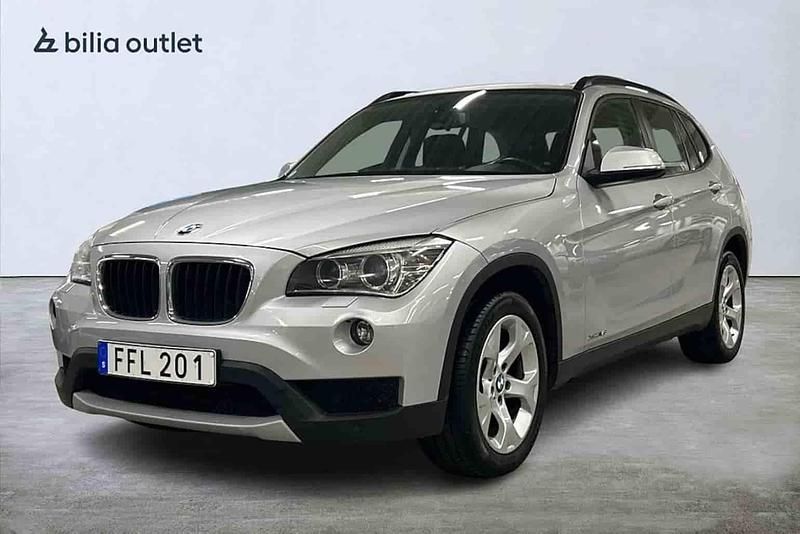 Silver Begagnad 2014 BMW X1 SUV | 149 900 kr (Marknadspris) - Bild 1/1