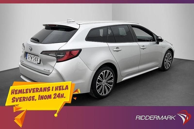 Begagnad Toyota Corolla Style 98 HK (72 kW) 2020 Silver Kombi