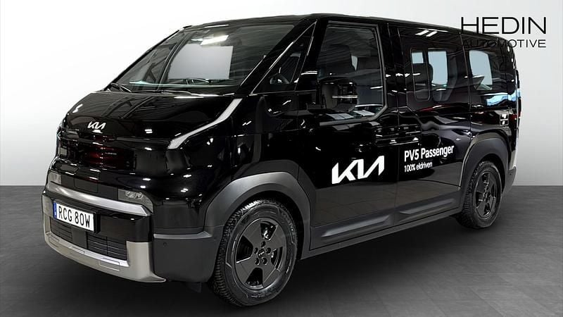 Ny 2025 Kia PV5 Plus Minibuss | 611 900 kr - Bild 1/4