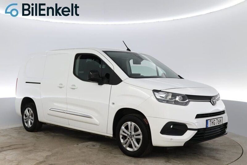 Vit Begagnad 2021 Toyota Proace City Van | 169 900 kr (Bra pris) - Bild 1/4